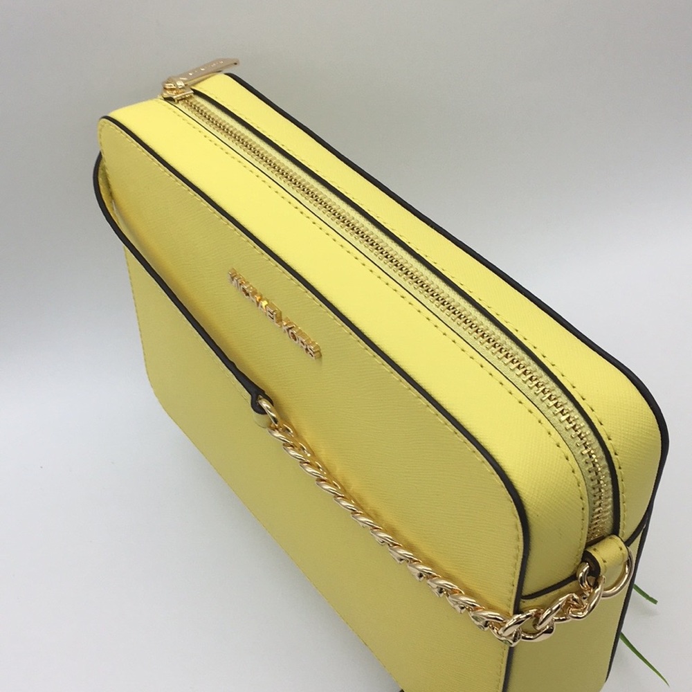 MICHAEL KORS JET SET ITEM LG EW CROSSBODY LEATHER - Picture 3 of 8